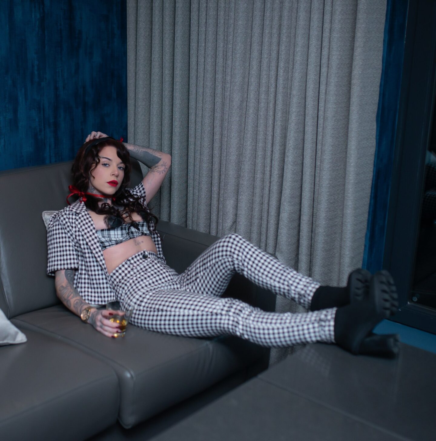 A picture of Eve in The Dalmeny Park Hotel Room.