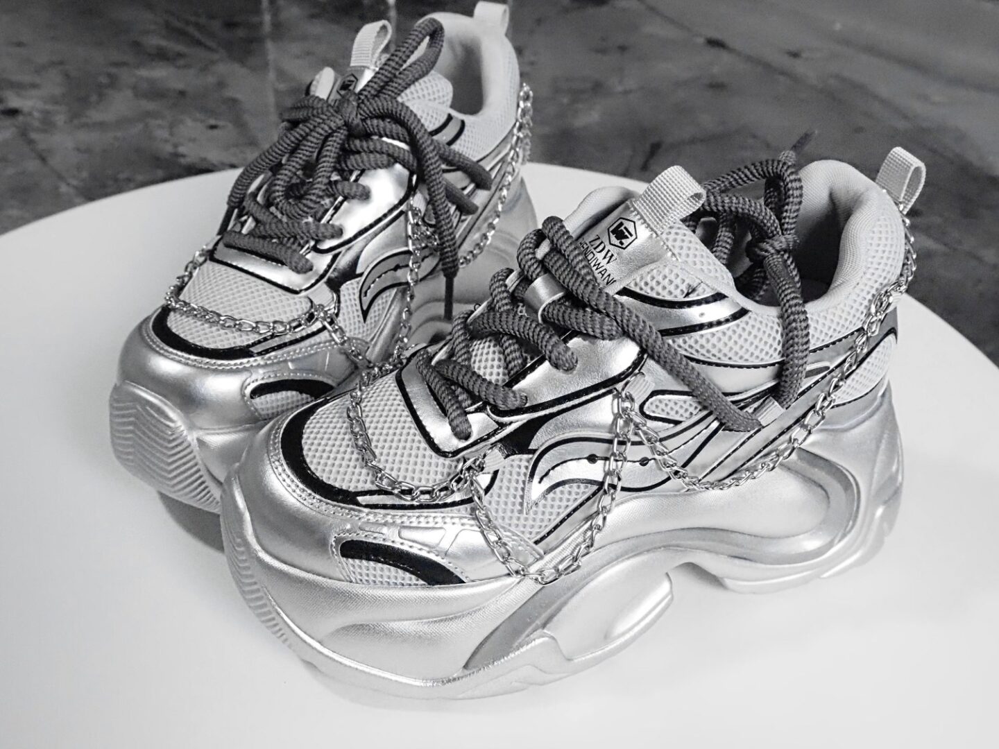 A picture of the Jupiter 10 - Silver shoes from Anthony Wang.