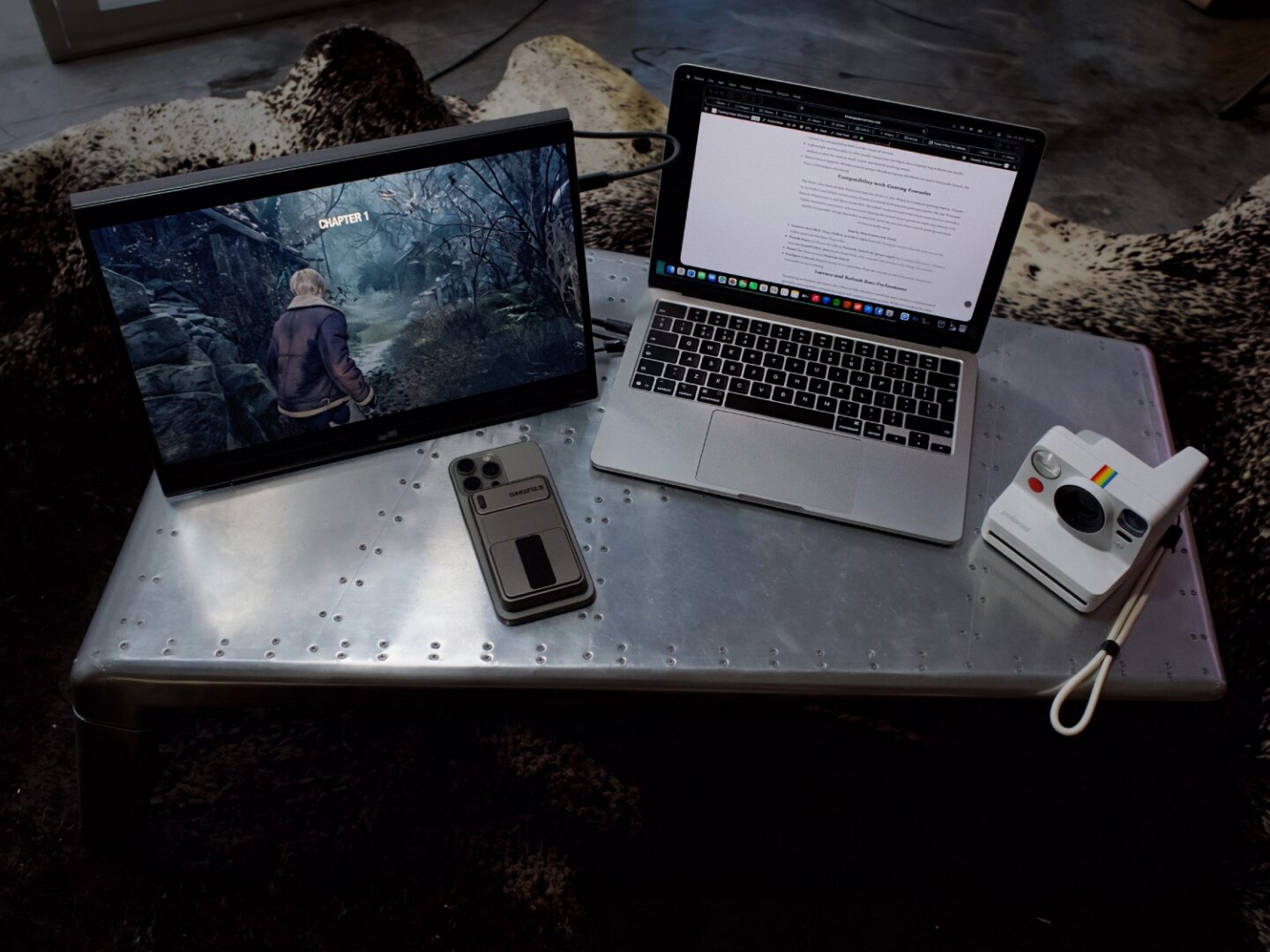 A picture of the Float 2 Pro on Eve Sara McIntosh's table.